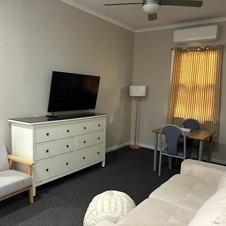 Broken Hill Tourist Lodge Екстериор снимка